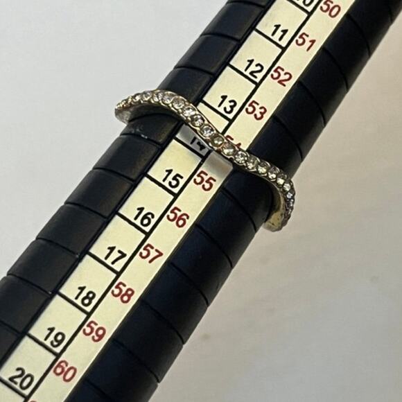 Ring - size 7 - Picture 5 of 6